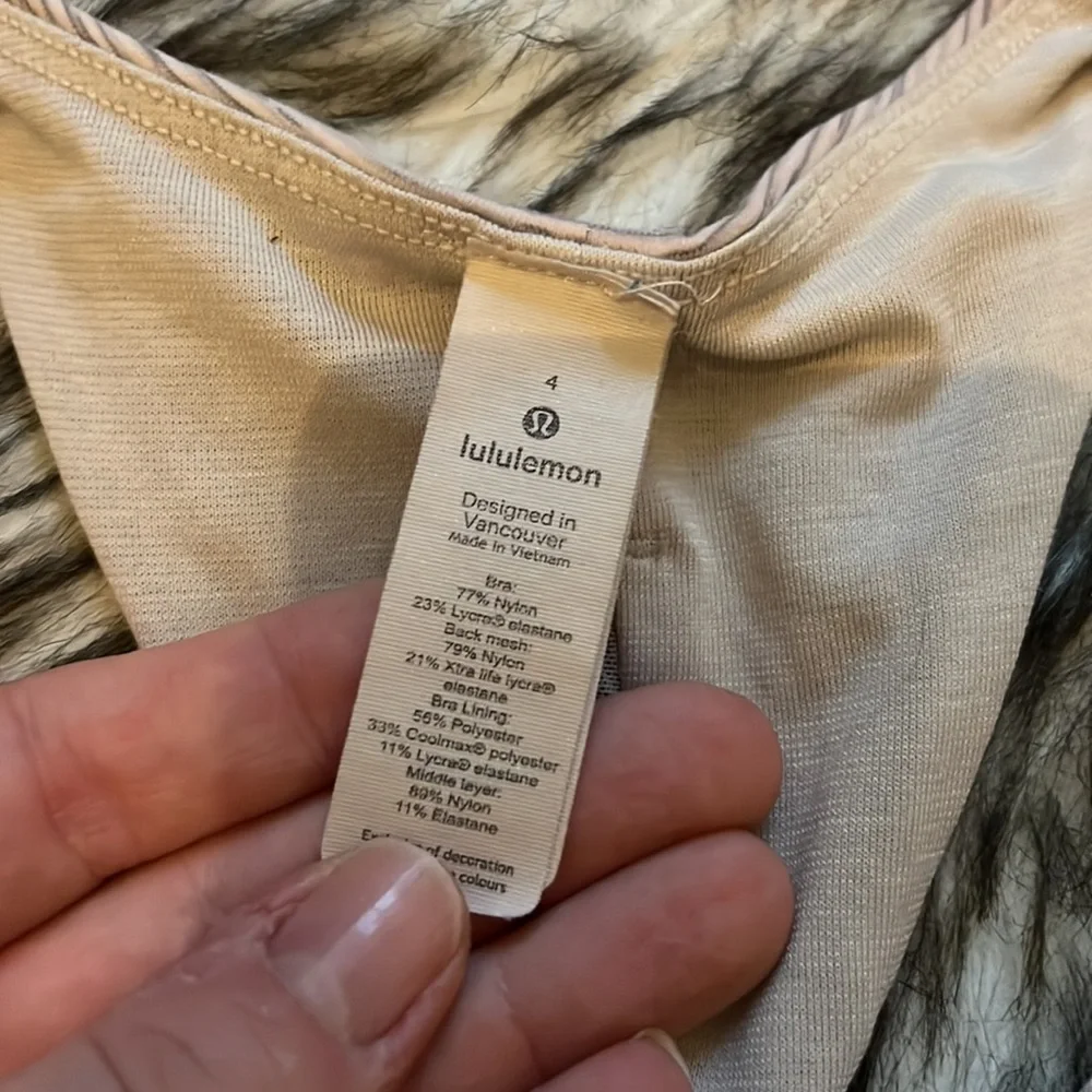 Lululemon bra_3